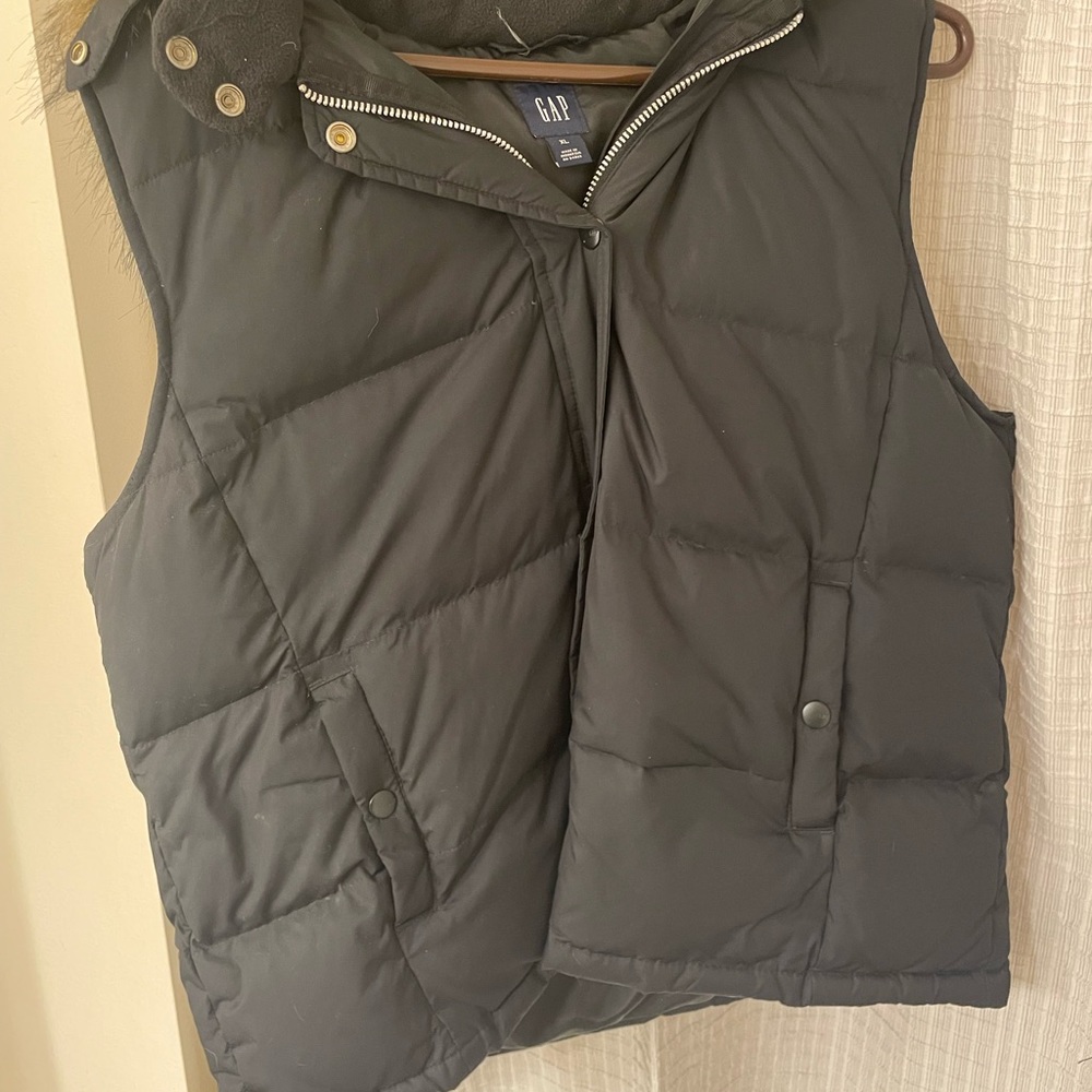Puff vest size XL